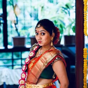 Meet your Posher, Sindhu